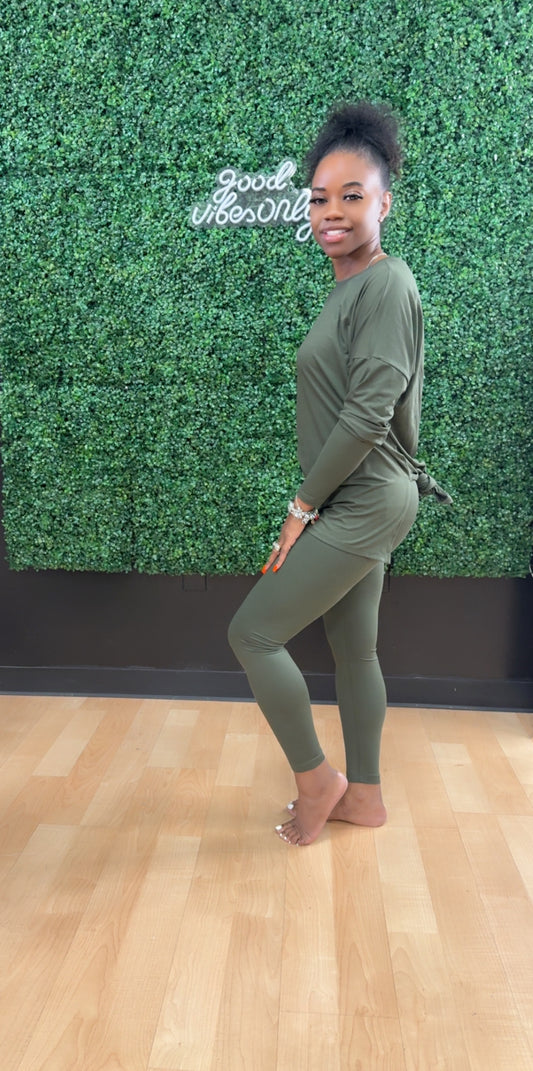Relaxed PLUS Legging Set Olive