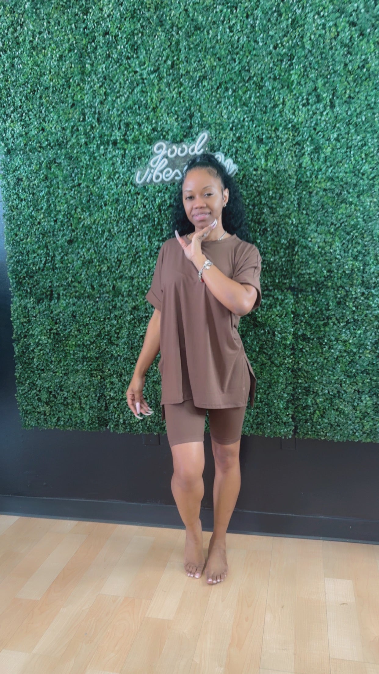 Relaxed Short Set (Brown)