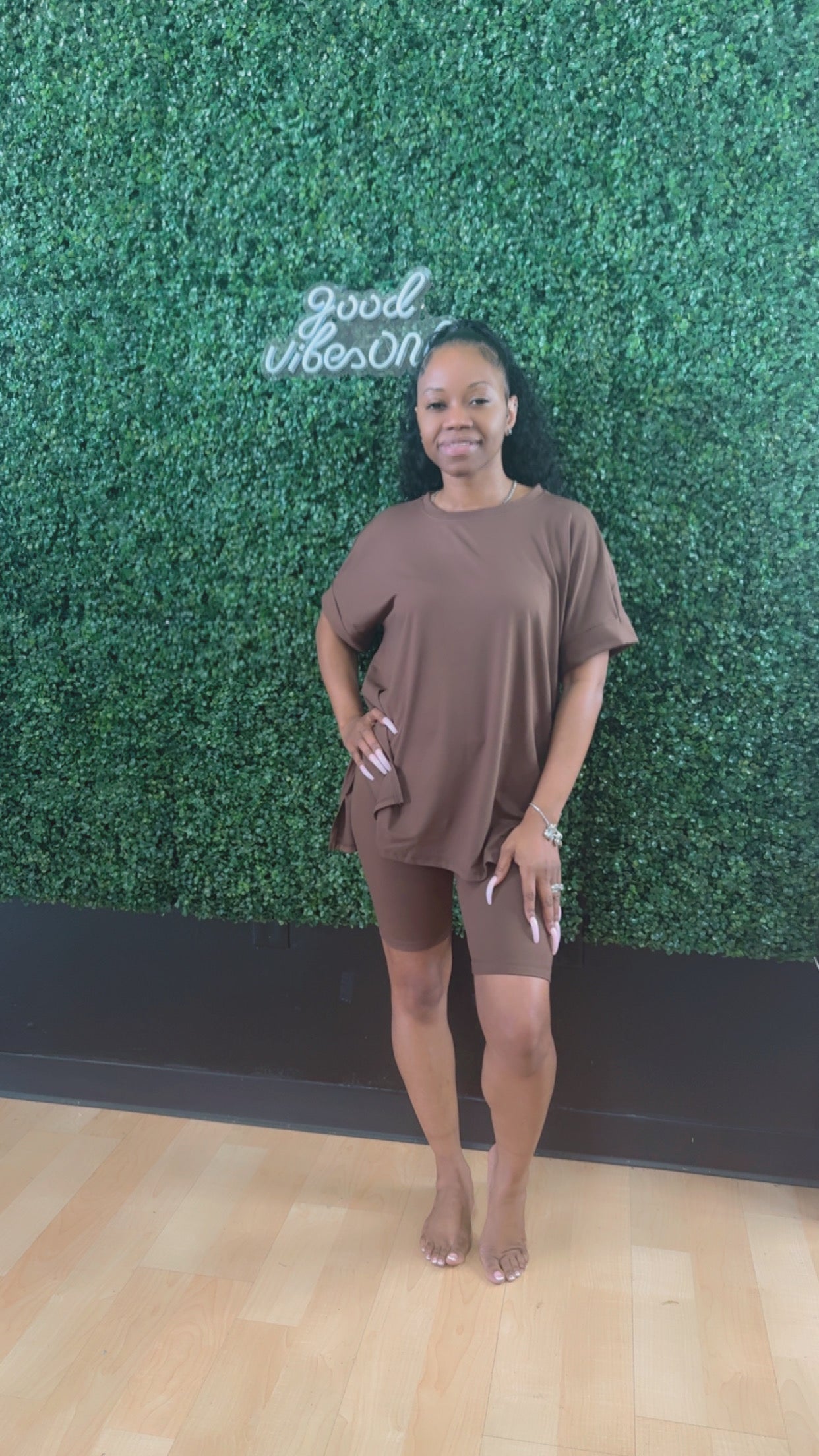 Relaxed Short Set (Brown)